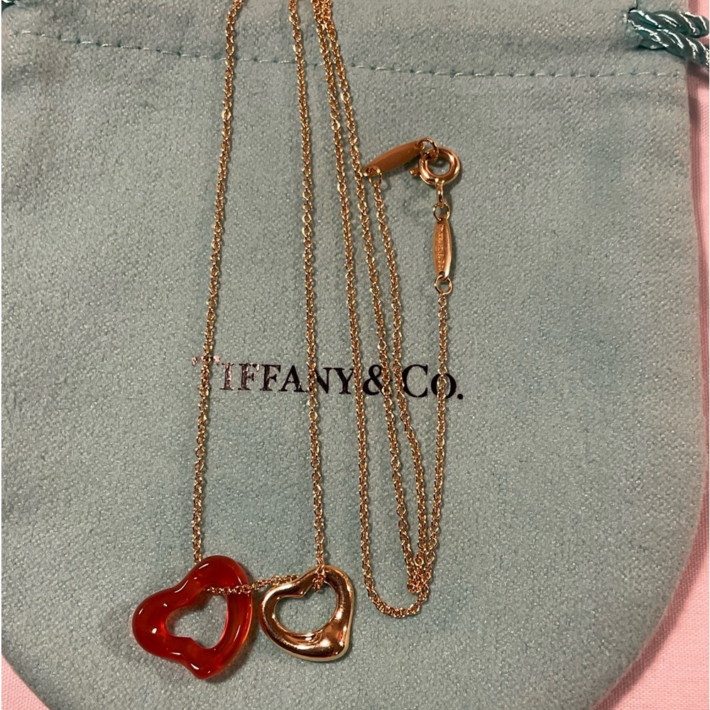 Tiffany Double Open Heart Carved Red Carnelian 18K Yellow Gold Necklace 18" - Picture 12 of 15